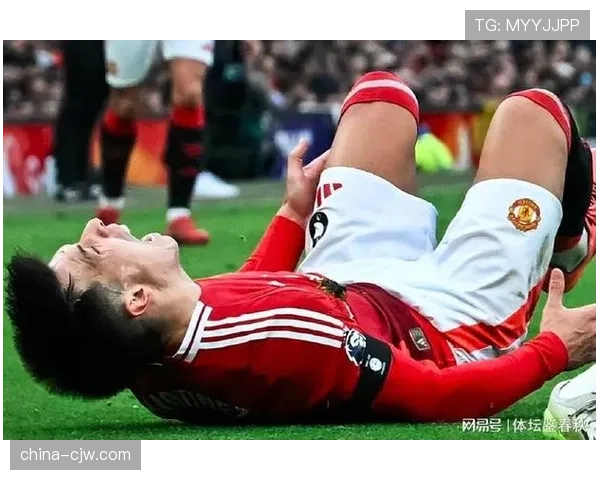 沃尔夫斯堡伤病潮加剧困境 后防核心停赛多人伤缺